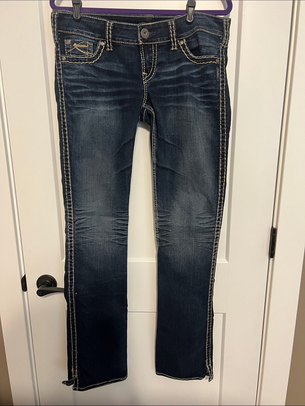 SILVER Jeans- Dark Wash Women's Jeans with Contrast Stitching- McKenzie- 31/34
